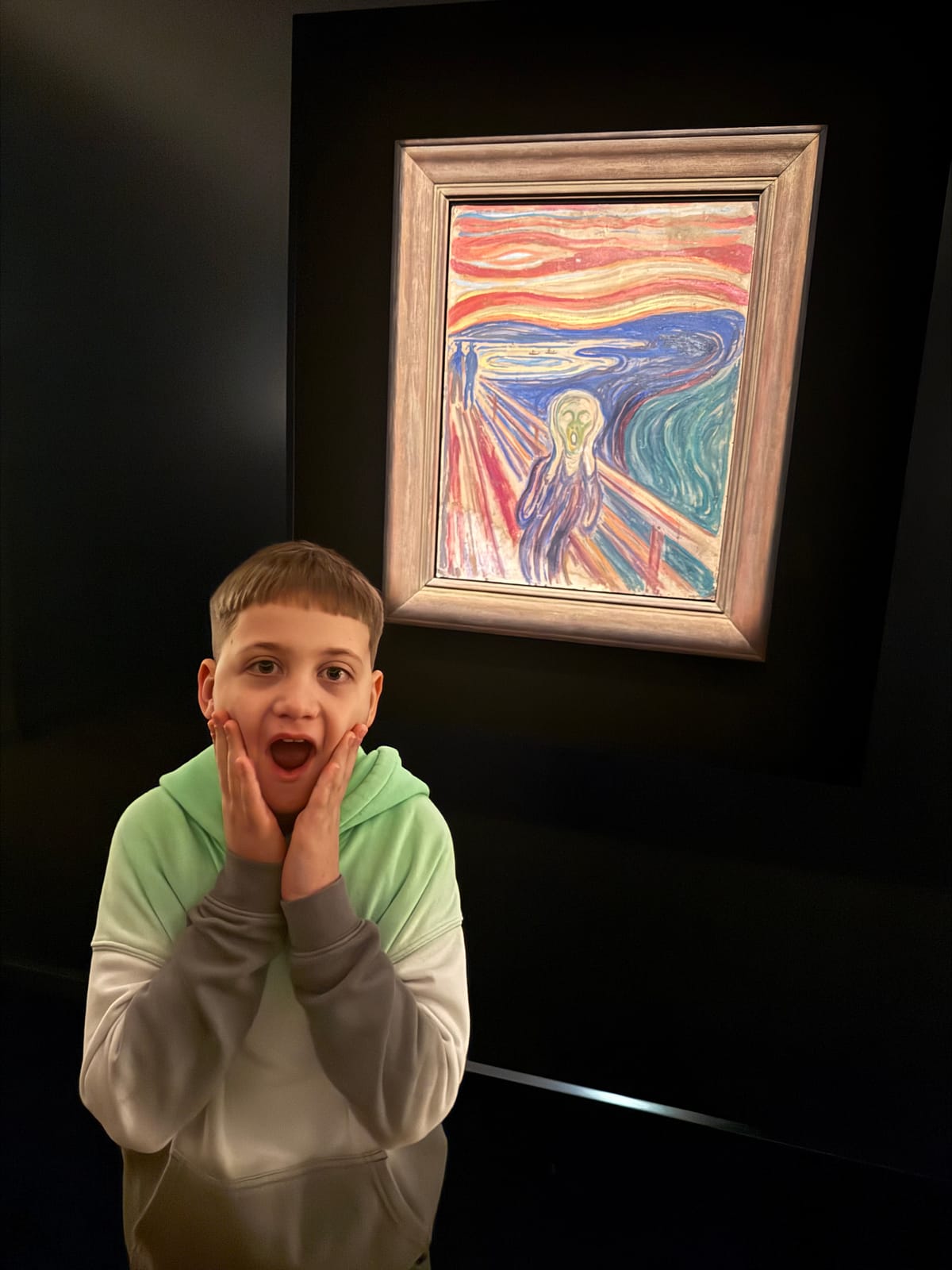 Opus nr. 562 - O searǎ de duminicǎ despre țipete, boabe de tonka, pǎr blond şi bomboane cu gust de cola.