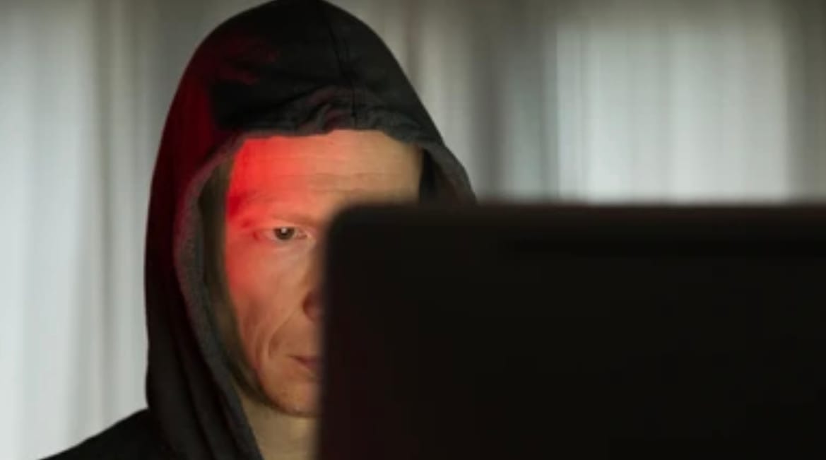 Numărul pedofililor găbjiți de DIICOT s-a dublat în anii pandemici. Statistica tristă pe care Strict Secret a pus mâna