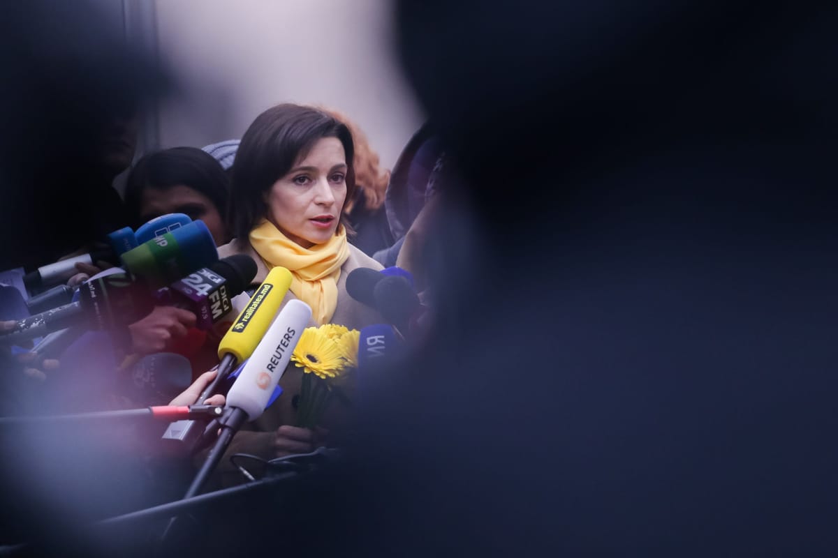 Rareș Bogdan și explicația pozei cu Rizea. Maia Sandu, președintele României. Și președintele Moldovei. Planul Kozak 3.0