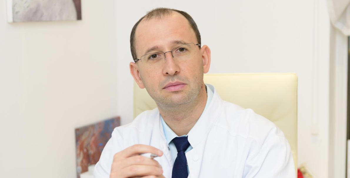 Cum incaseaza 2 MILIOANE de euro din privat un chirurg plastician, tinand in sah un intreg spital judetean si pacienti cu nevoi urgente