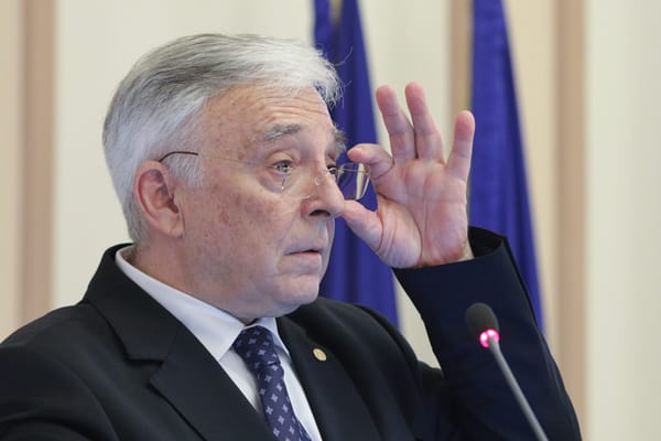 Cum a tocat BNR în 2021 milioane de euro pe modernizarea buzilor, pe fructe de mare, cașcaval, reviste și ziare, șervețele umede, carne proaspătă, servicii turistice și hoteliere