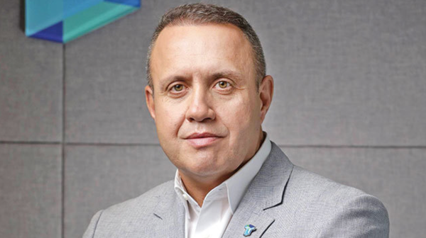 TINMAR Energy a "curentat" în acest an 229 de milioane de euro din achiziții publice netransparente. Profitând de criză energetică, securiștii l-au "împins" pe Augustin Oancea peste tot