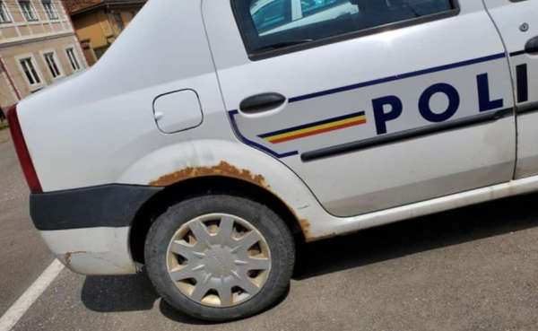 Poliția Română e mereu sabotată de achizițiile ”neinspirate” ale conducerii MAI. Greii se lăfăie în SUV-uri cu motor de 3.0, pălmașii se chinuie în sicrie ambulante